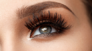 Lifting y tinte de pestañas con diseño y depilación de cejas